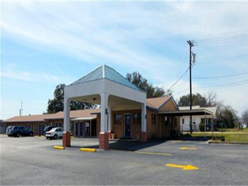 Americas Best Value Inn Comanche Exteriér fotografie