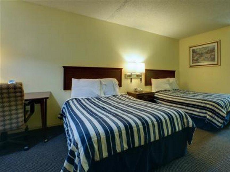 Americas Best Value Inn Comanche Exteriér fotografie