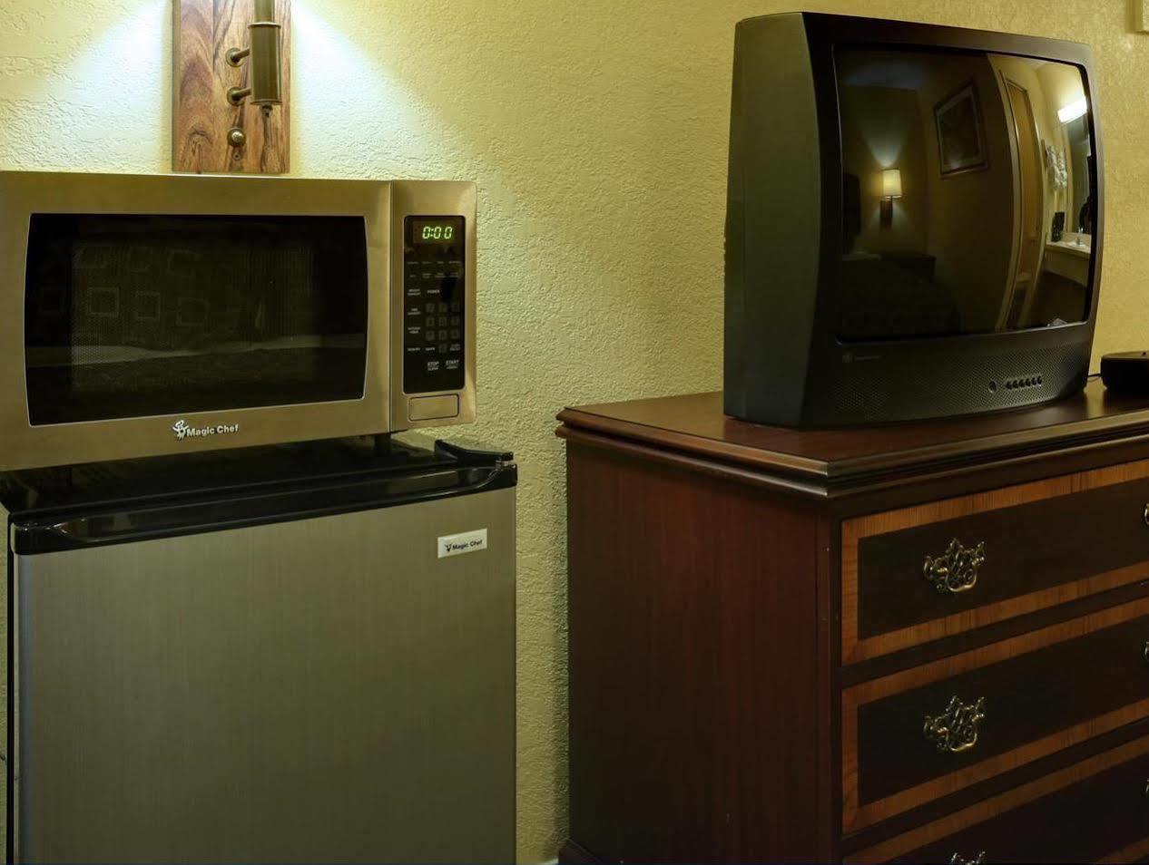 Americas Best Value Inn Comanche Exteriér fotografie